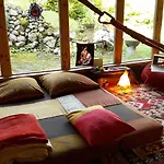 Wild Art Wooden House בית נופש Ig