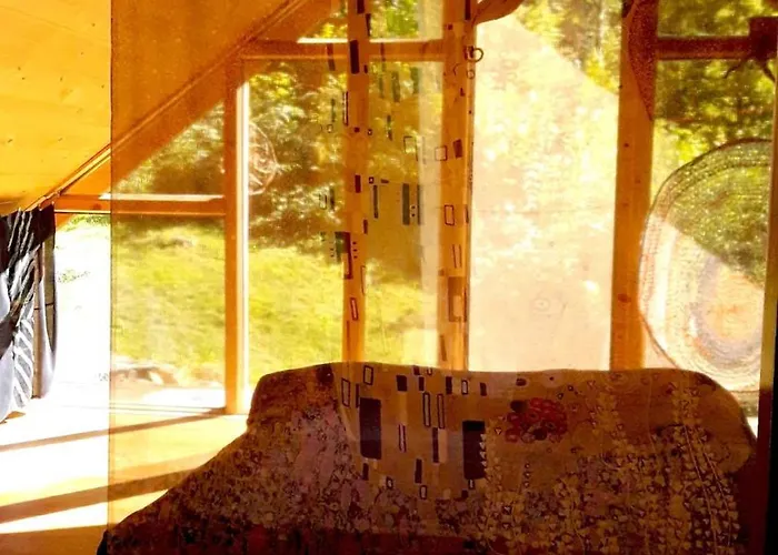 בית נופש Wild Art Wooden House *